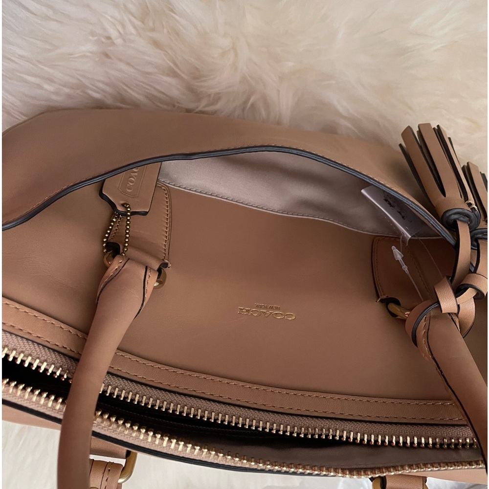 Coach Legacy Leather Bag - Picture 11 of 17